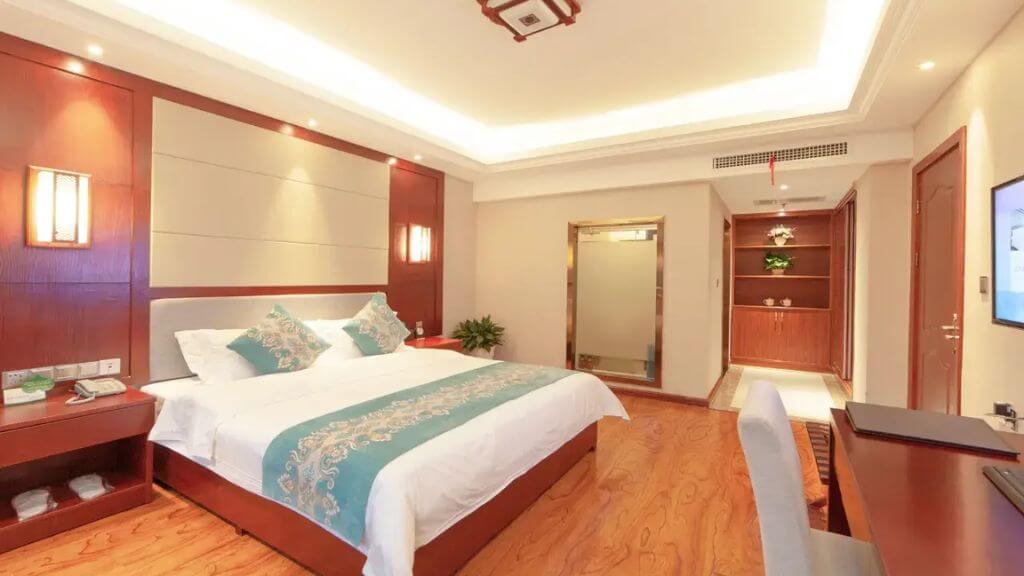 Lưu trú tại khách sạn Guobin Inteational Hotel 4 (Dự kiến)