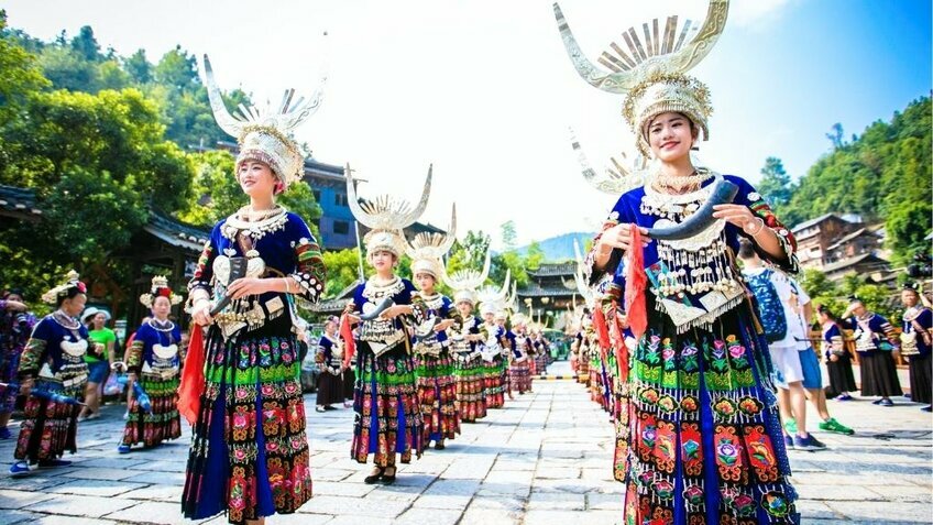 Tour Trương Gia Giới - Phượng Hoàng Cổ Trấn 6N5Đ từ TP.HCM | Bay Vietjet Air | Thiên Môn Sơn