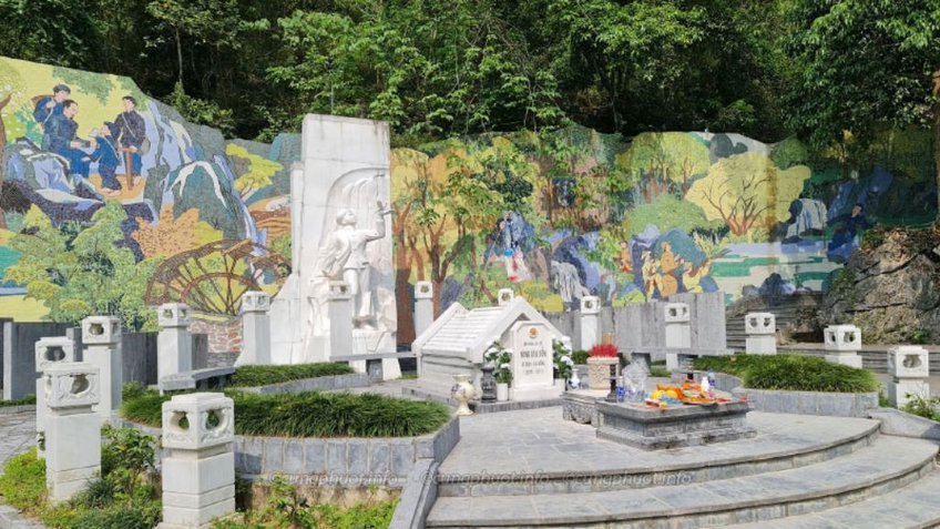 Tour Cao Bằng 3 Ngày 2 Đêm | Pác Bó - Bản Giốc - Núi Mắt Thần - Hồ Ba Bể