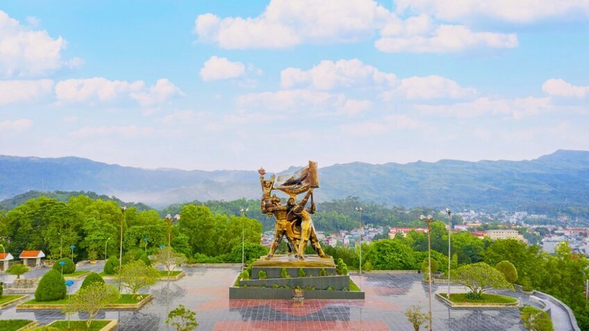 Âm vang Điện Biên Phủ 3 ngày 2 đêm