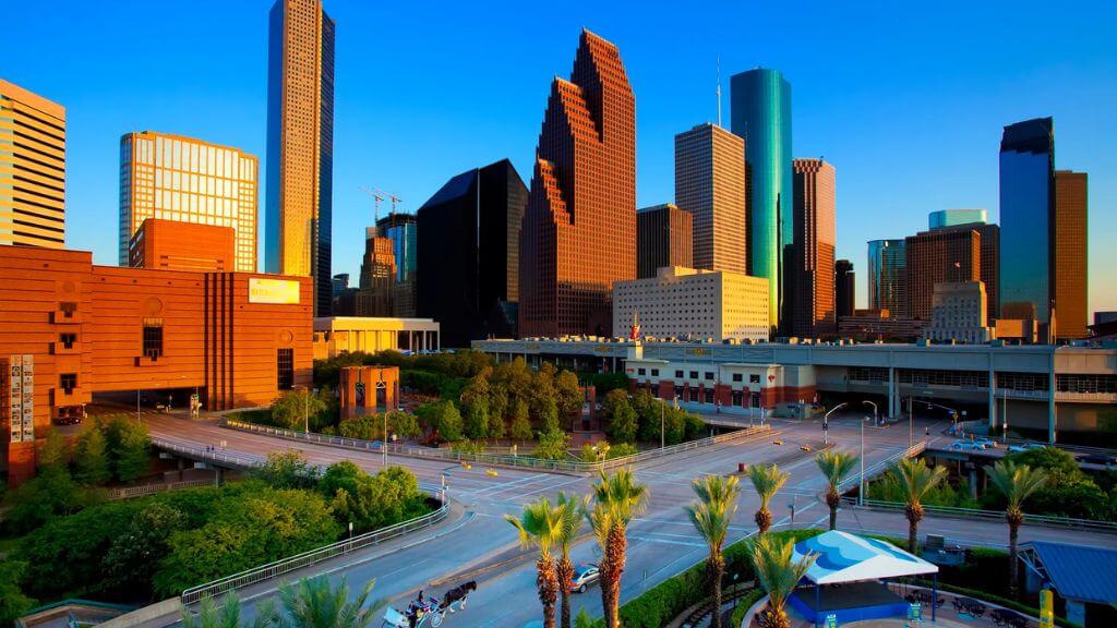 Downtown Houston với những tòa nhà chọc trời hiện đại
