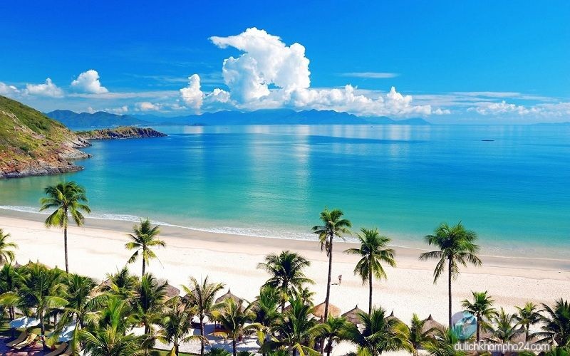 Tour Miền Trung 4 Ngày 3 Đêm TP.HCM - Đà Nẵng - Hội An - Huế - Quảng Bình | Bay Vietjet Air