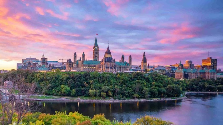 Du lịch Bờ Đông Canada - Toronto - Thác Niagara 7 Ngày