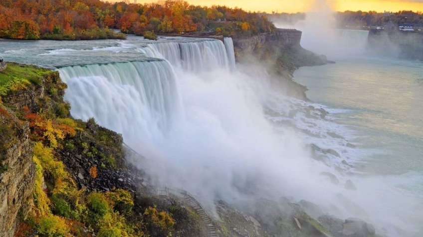 Du lịch Bờ Đông Canada - Toronto - Thác Niagara 7 Ngày