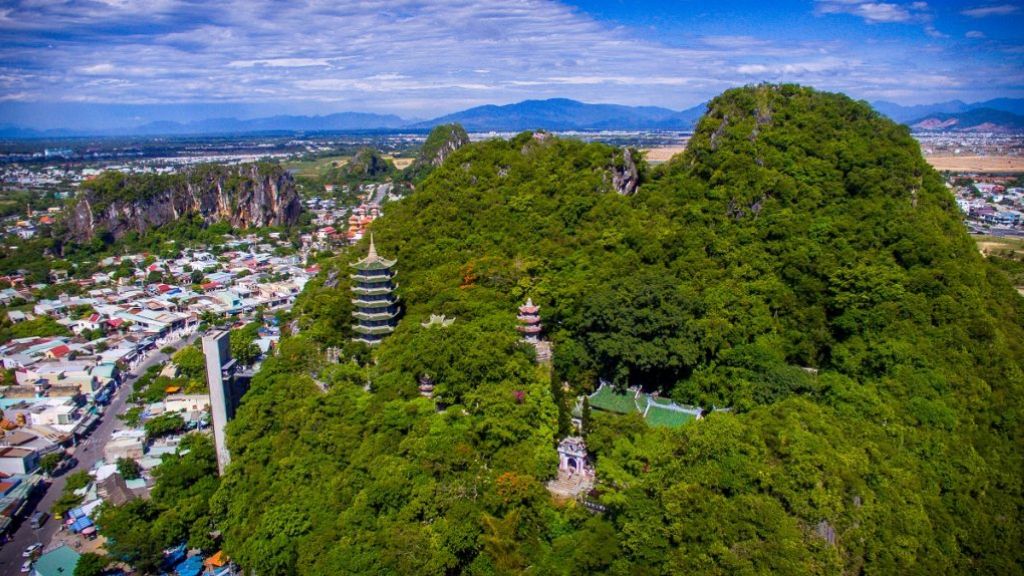 Ngắm nhìn toàn cảnh Ngũ Hành Sơn hùng vĩ