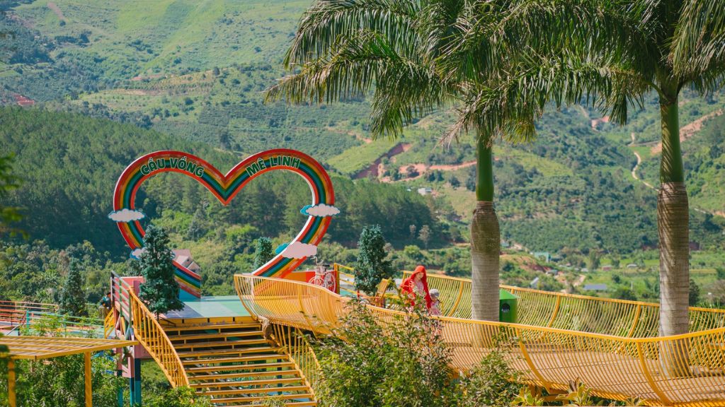 Mê Linh Coffee Garden quán cà phê có view đẹp ngất ngây ở Đà Lạt