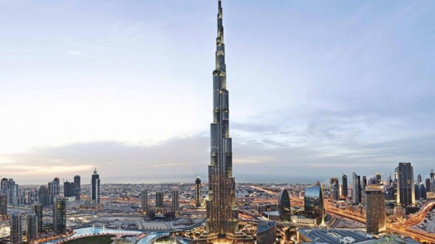 Du lịch Dubai: Safari - Abu Dhabi 6N5Đ (Bay hàng không 5* Emirates)