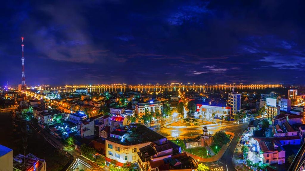 Thành phố Đồng Hới về đêm