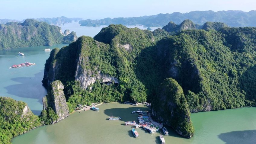 Tour Hạ Long 2 Ngày 1 Đêm Từ Hà Nội | Khám Phá Vịnh Hạ Long, Đảo Titop