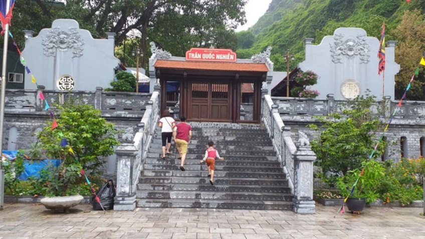 Tour Hạ Long 2 Ngày 1 Đêm Từ Hà Nội | Khám Phá Vịnh Hạ Long, Đảo Titop