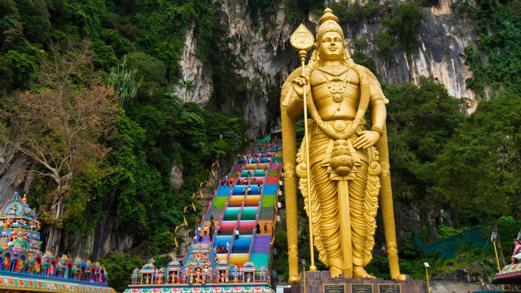Động Batu – địa điểm linh thiêng nổi tiếng của người Hindu