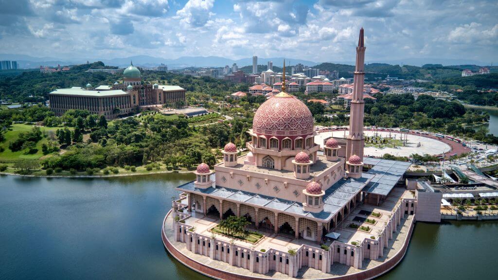 Putrajaya – trung tâm hành chính mới của Malaysia