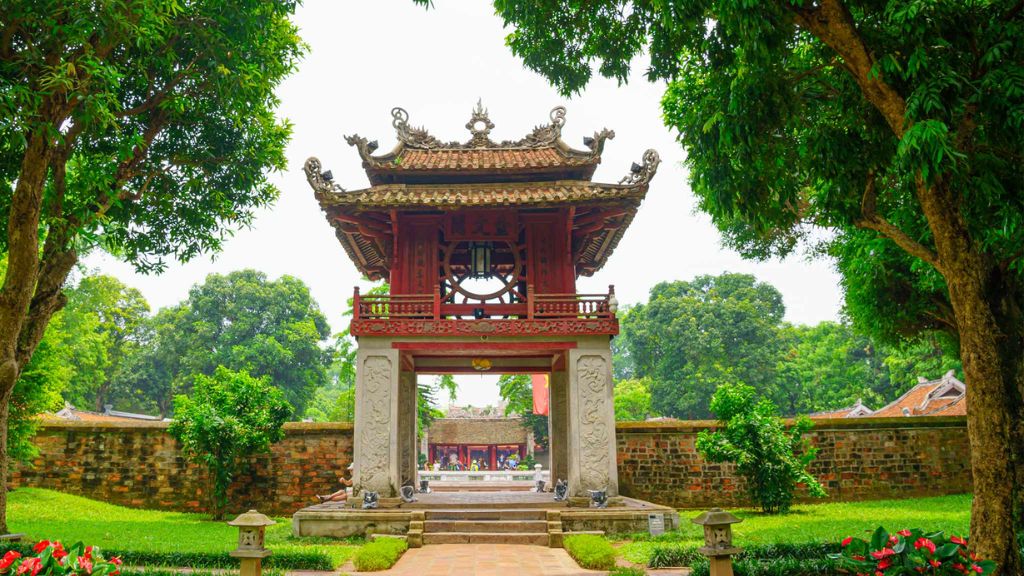 Tham quan ngôi trường đại học đầu tiên của Việt Nam tại Văn Miếu - Quốc Tử Giám