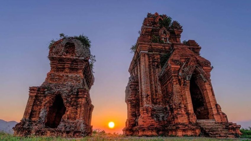 Tour Quy Nhơn Phú Yên 4 Ngày 3 Đêm | Khám Phá Kỳ Co - Eo Gió - Ghềnh Đá Đĩa