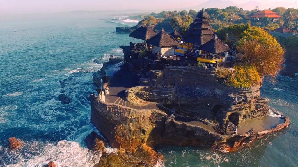 Quang cảnh đền Tanah Lot