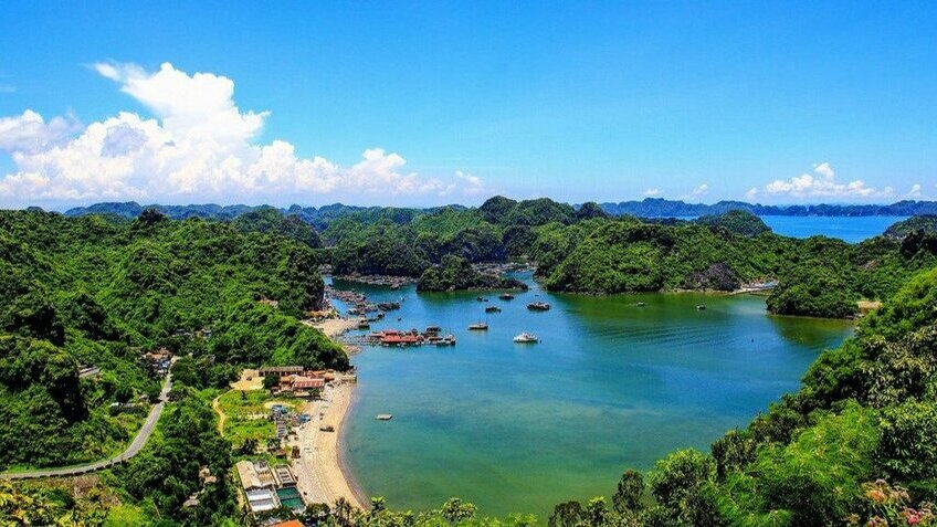 Du ngoạn Cát Bà 2N1Đ - Bản Giao Hưởng Đảo Xanh & Hành Trình Ẩm Thực Đất Cảng