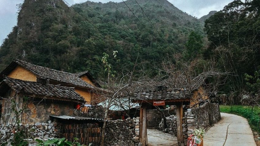 Tour Hà Giang Cao Bằng 4 Ngày 3 Đêm | Cao Nguyên Đá Đồng Văn - Thác Bản Giốc - Ngườm Ngao