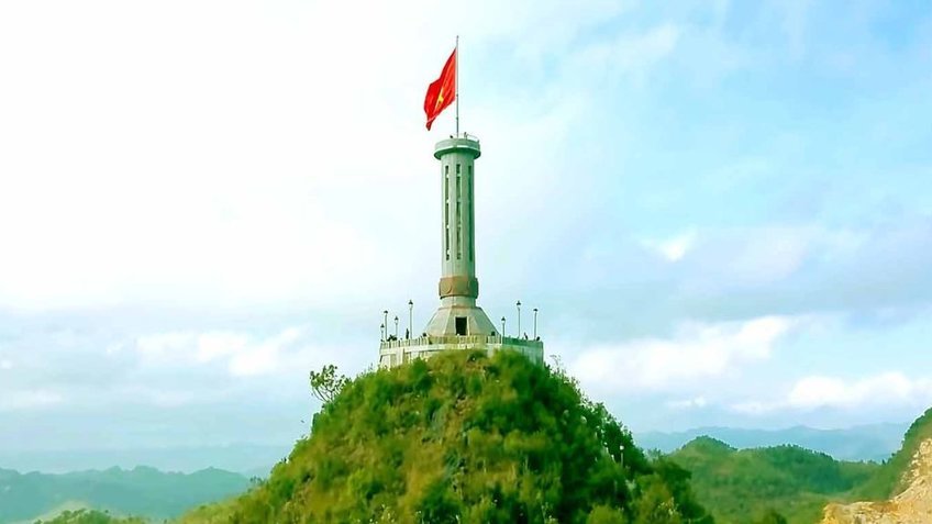 Tour Hà Giang Cao Bằng 4 Ngày 3 Đêm | Cao Nguyên Đá Đồng Văn - Thác Bản Giốc - Ngườm Ngao