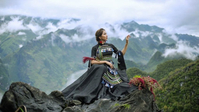 Tour Hà Giang Cao Bằng 4 Ngày 3 Đêm | Cao Nguyên Đá Đồng Văn - Thác Bản Giốc - Ngườm Ngao