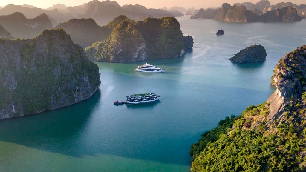 Tour MICE Hạ Long - Yên Tử 3 Ngày 2 Đêm | Hội Nghị, Gala Dinner & Team Building | Vietpower Travel