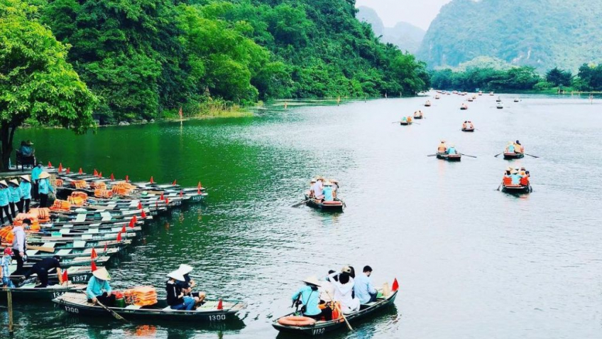 Tour Hà Nội Ninh Bình Hạ Long 4 Ngày 3 Đêm | Ngủ Du Thuyền 5 Sao