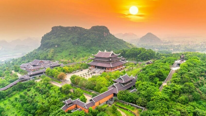 Tour Hà Nội – Tràng An – Bái Đính – Du thuyền Hạ Long 5 Sao 5 Ngày 4 Đêm | Vietpower Travel