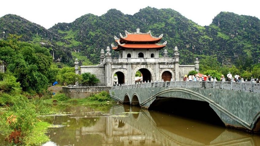 Hà Nội - Ninh Bình - Tràng An - Hoa Lư - Tam Cốc - Chùa Bái Đính 3N2Đ