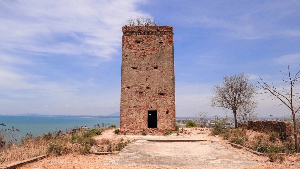 Lầu Ông Hoàng là biểu tượng lịch sử của Phan Thiết