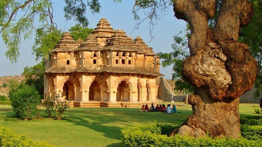 Hành hương Ấn Độ 10N9Đ: Sài Gòn - Ragjir - Nalanda