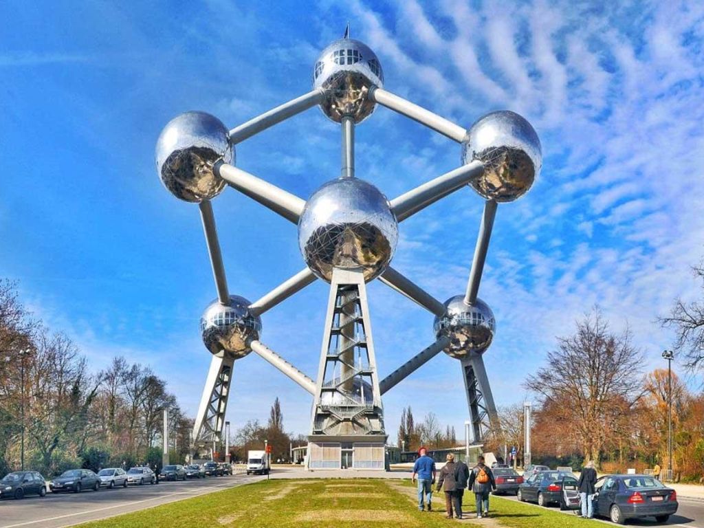 Bảo Tàng Phân Tử Atomium