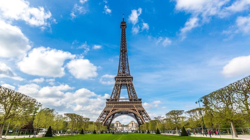 Tour Châu Âu 5 Nước 9 Ngày 8 Đêm | Pháp - Bỉ - Hà Lan - Luxembourg - Đức | Khởi Hành Hà Nội