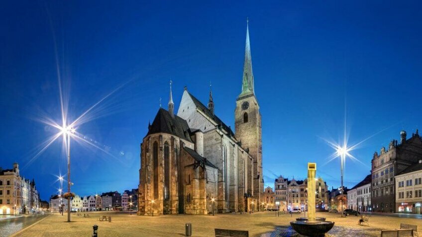 Tour Châu Âu 5 Nước 9 Ngày 8 Đêm | Pháp - Bỉ - Hà Lan - Luxembourg - Đức | Khởi Hành Hà Nội