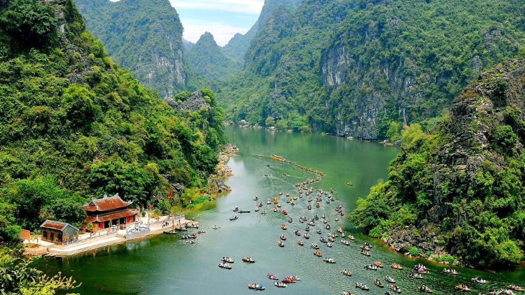Toàn cảnh khu du lịch sinh thái Tràng An