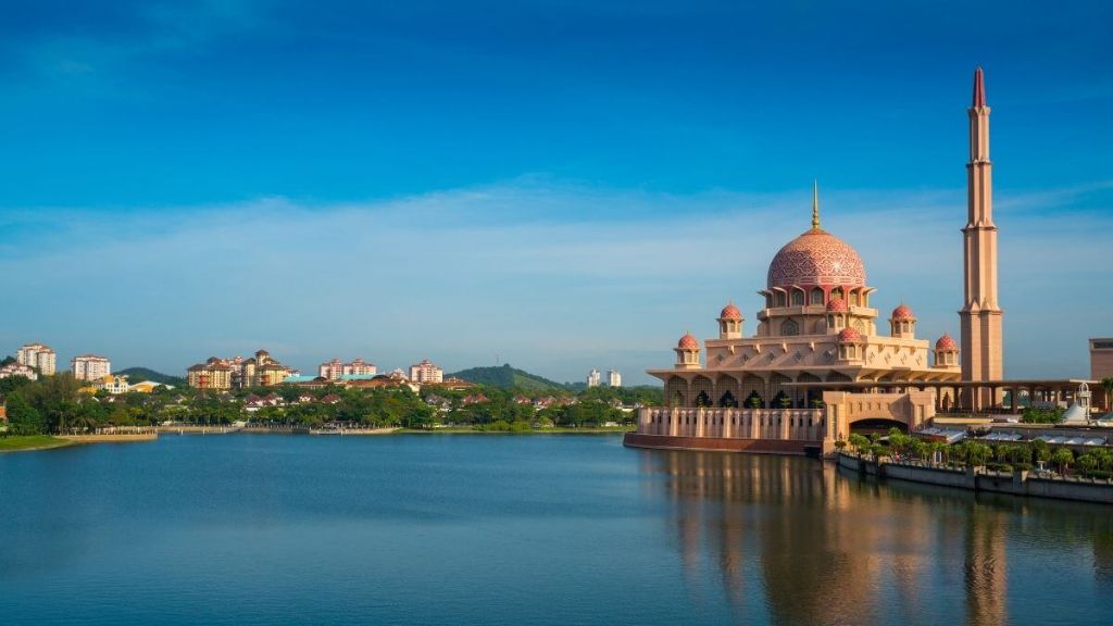 Thành phố Putra Jaya với nhiều kiến trúc độc đáo