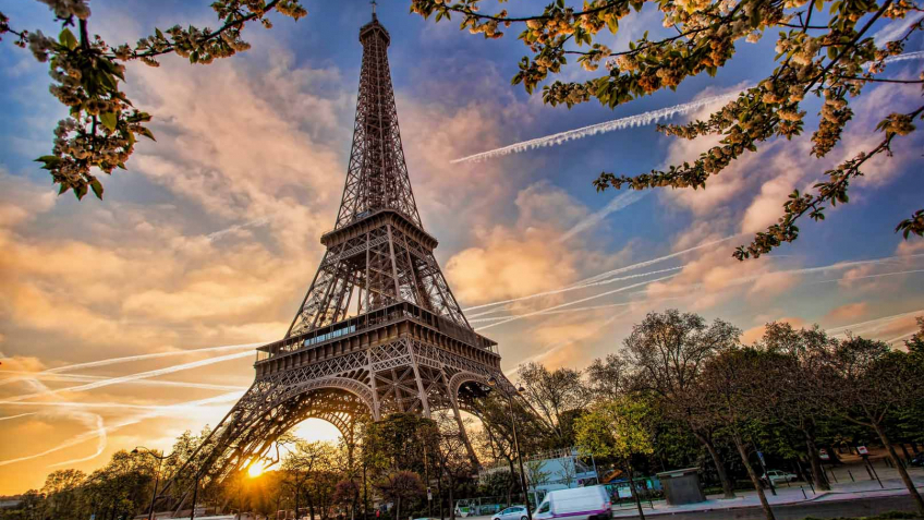 Tour Tây Âu 8 Ngày 7 Đêm Pháp – Luxembourg – Đức – Bỉ – Hà Lan | Khởi Hành TP.HCM