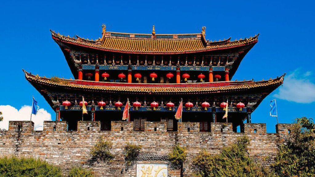 Tòa tháp trong thành cổ Đại Lý