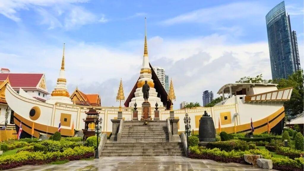 Chùa Thuyền Watyanawa Ngôi chùa linh thiêng nhất của Thái Lan