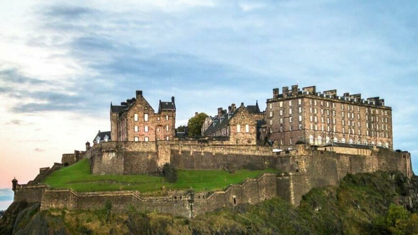 Tour Anh Quốc 9 Ngày 8 Đêm | England – Scotland – Wales | Khởi Hành Hà Nội | Vietpower Travel