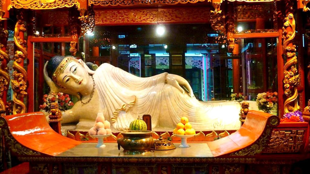 Chùa Ngọc Phật cổ kính linh thiêng