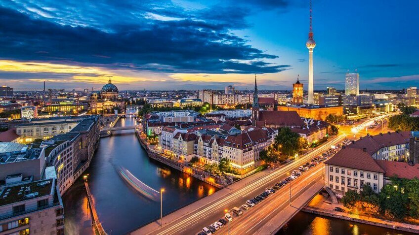 Tour Đông Âu 10 Ngày 9 Đêm: Đức – Séc – Áo – Slovakia – Hungary | Khởi hành từ Hà Nội