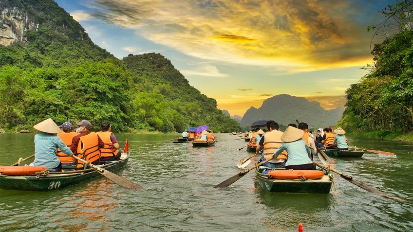 Hành Trình Miền Bắc Ấn Tượng: Hà Nội - Hạ Long - Ninh Bình - Sapa 5N4Đ từ Hồ Chí Minh