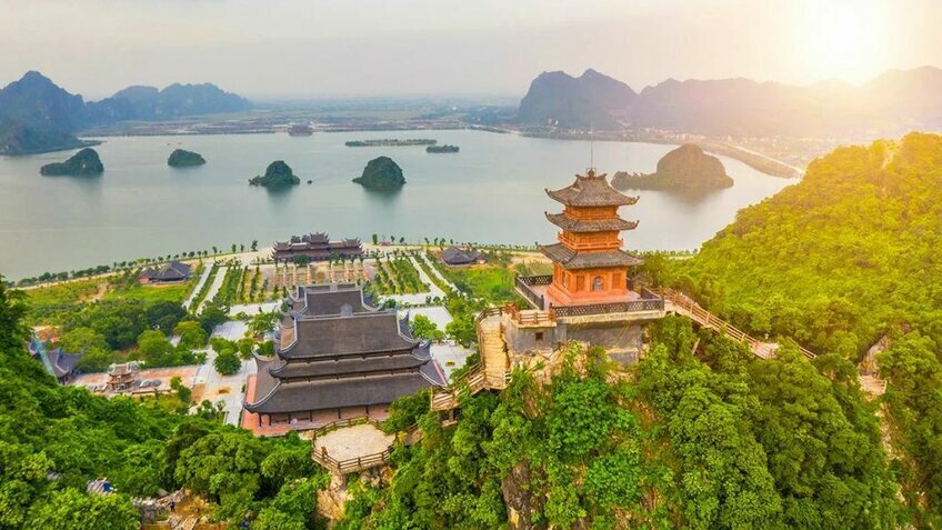 Hành Trình Miền Bắc Ấn Tượng: Hà Nội - Hạ Long - Ninh Bình - Sapa 5N4Đ từ Hồ Chí Minh