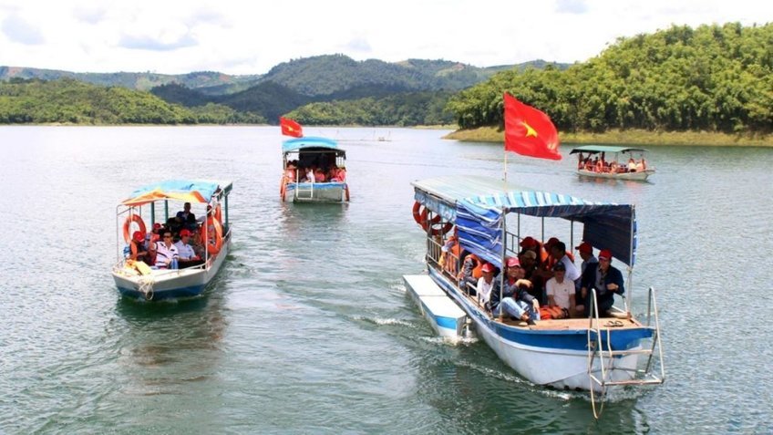 Tour Hồ Chí Minh – Hồ Tà Đùng – Buôn Ma Thuột 3 Ngày 2 Đêm | Khám Phá Tây Nguyên