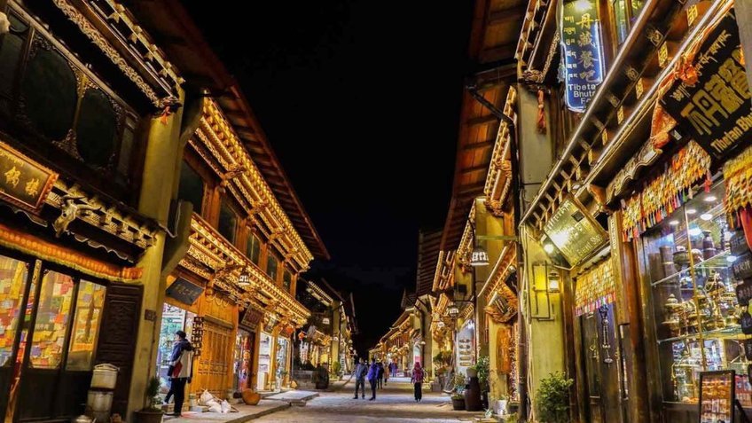 Tour Đại Lý Lệ Giang Shangri-La 6N5Đ | Bay thẳng No Shop | Tặng Show Ấn Tượng Lệ Giang