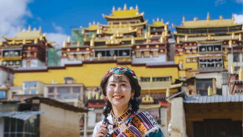 Check in tại tu viện Songzanlin (@baitoeyzii)