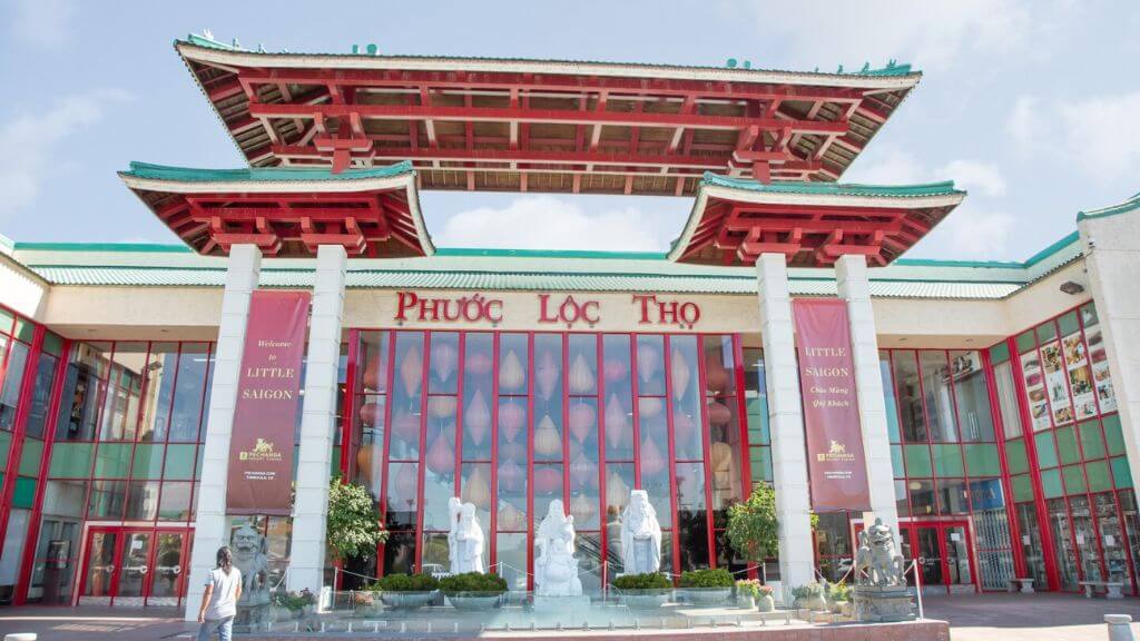 Cảm nhận không khí Việt Nam tại Little Saigon (Quận Cam)