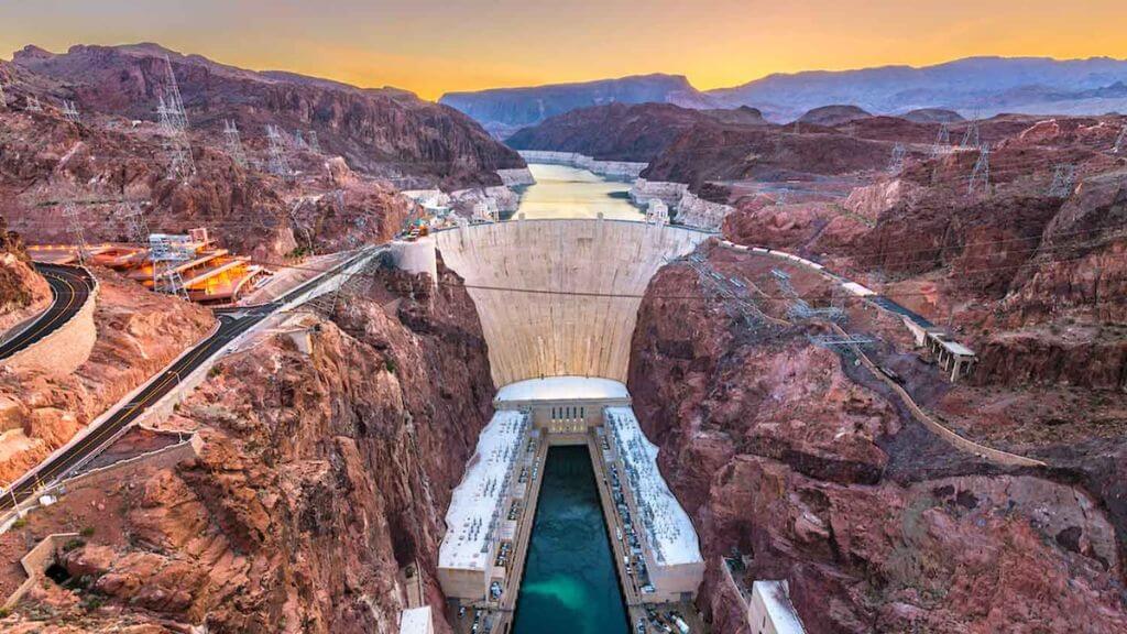 Hoover Dam – công trình thủy điện vĩ đại bắc qua sông Colorado