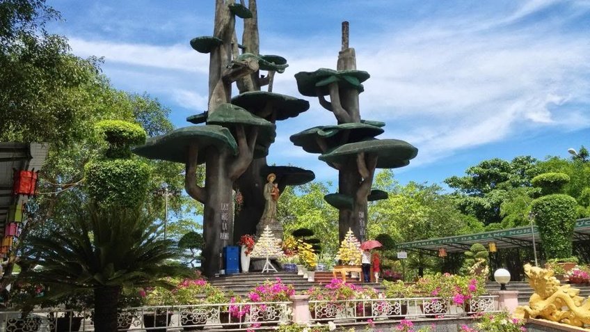 Tour Miền Trung 4 Ngày 3 Đêm TP.HCM - Đà Nẵng - Hội An - Huế - Quảng Bình | Bay Vietjet Air