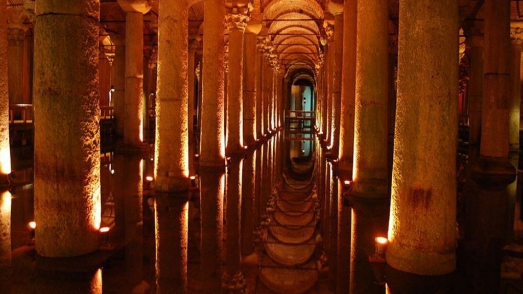 Khám phá hệ thống bể chứa nước ngầm cổ Underground Water Ciste