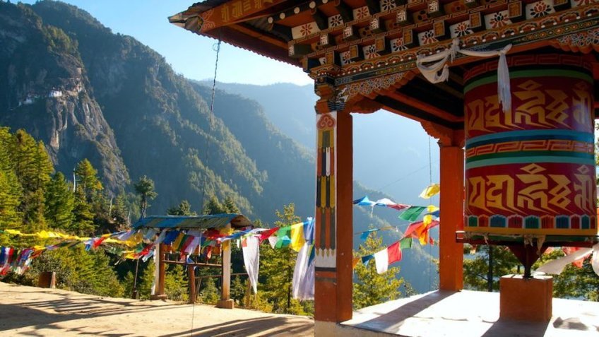 Tour Nepal Bhutan 8 Ngày 7 Đêm | Hành Hương Himalayas & Tu Viện Taktsang